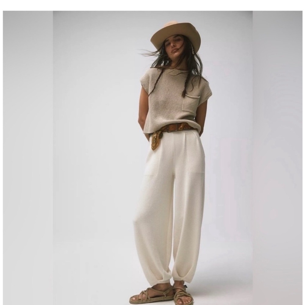 Free People Beige Knit Cropped Shell Top with Cream Accents
